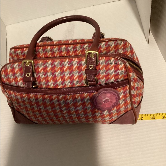 COPY - Coach Limited Edition Hamptons Pink Houndstooth Tweed Satchel Boston Bag - Picture 3 of 4